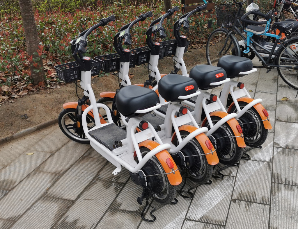 48V新款电动自行车双人电瓶车小型踏板车助力车-阿里巴巴